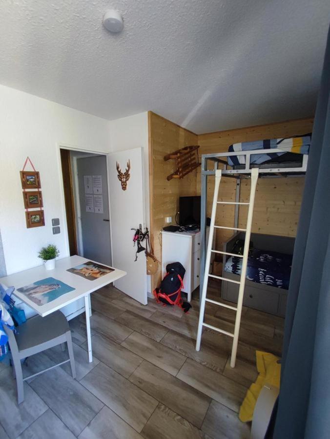 Studio Marmotte Font-Romeu 4 Personnes Avec Balcon Residence Val Soleil Entierement Renove En Juin 2021 Place De Parking & Wifi Gratuit , Draps & Serviettes De Toilettes Non Inclus, Sabanas Y Toallas No Incluidos ภายนอก รูปภาพ