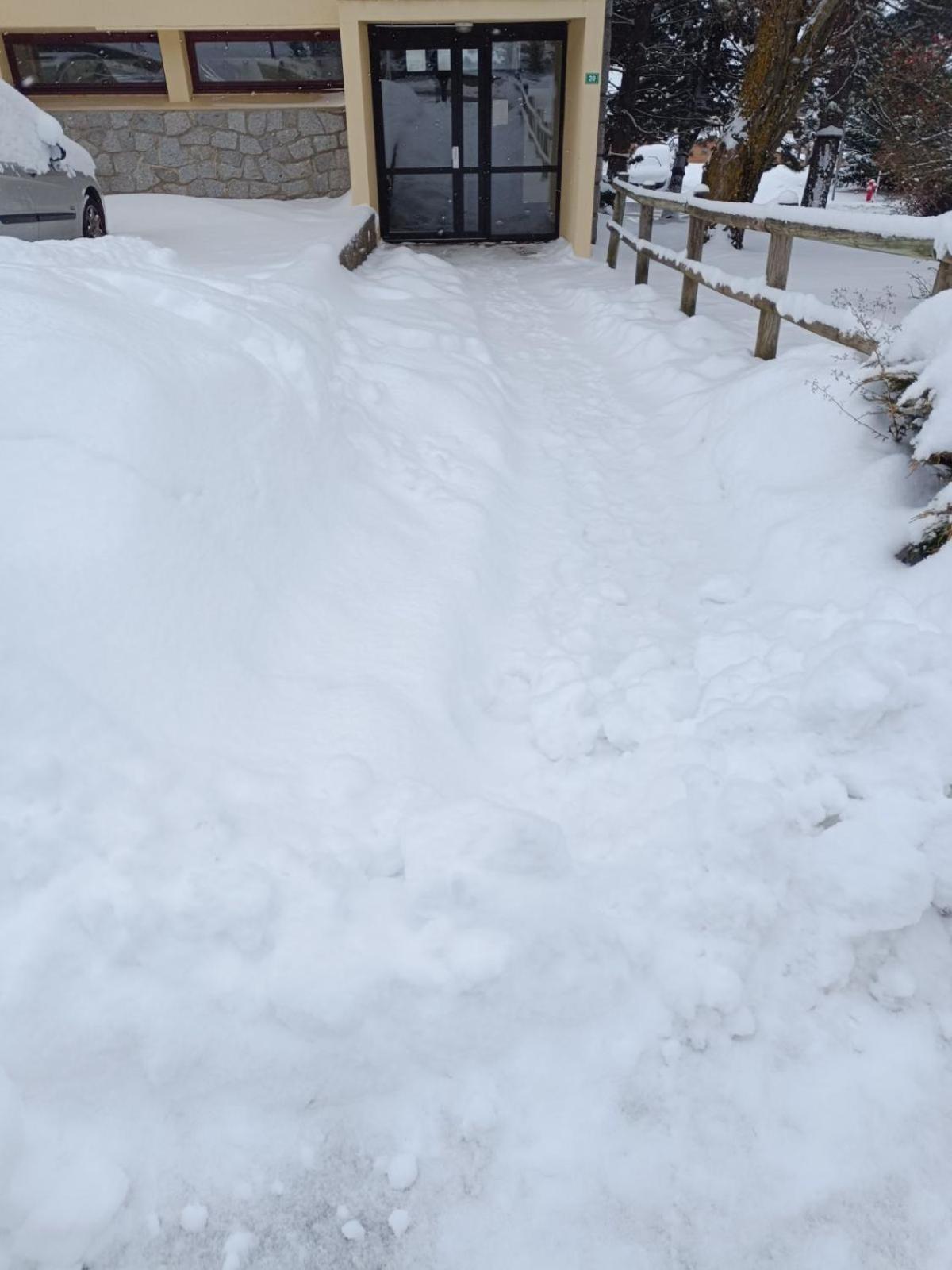 Studio Marmotte Font-Romeu 4 Personnes Avec Balcon Residence Val Soleil Entierement Renove En Juin 2021 Place De Parking & Wifi Gratuit , Draps & Serviettes De Toilettes Non Inclus, Sabanas Y Toallas No Incluidos ภายนอก รูปภาพ